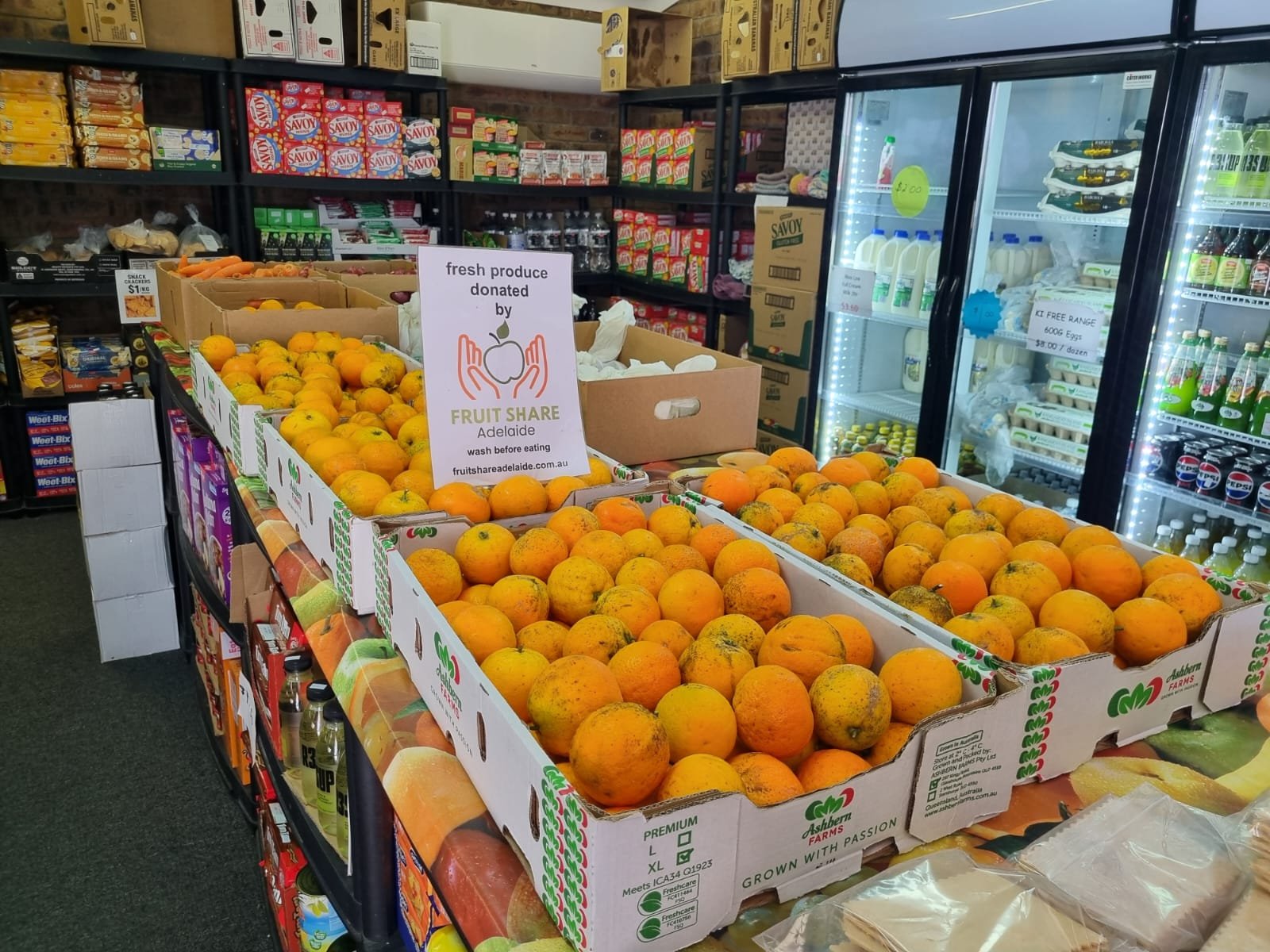 Orange donation at Oasis Food Pantry